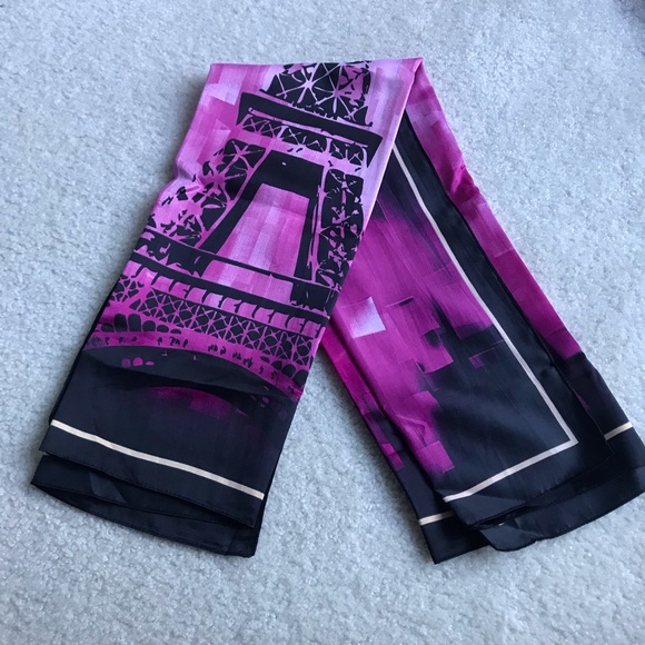 NWOT Chic Black & Pink Square Scarf in Original Packaging - Picture 2 of 6